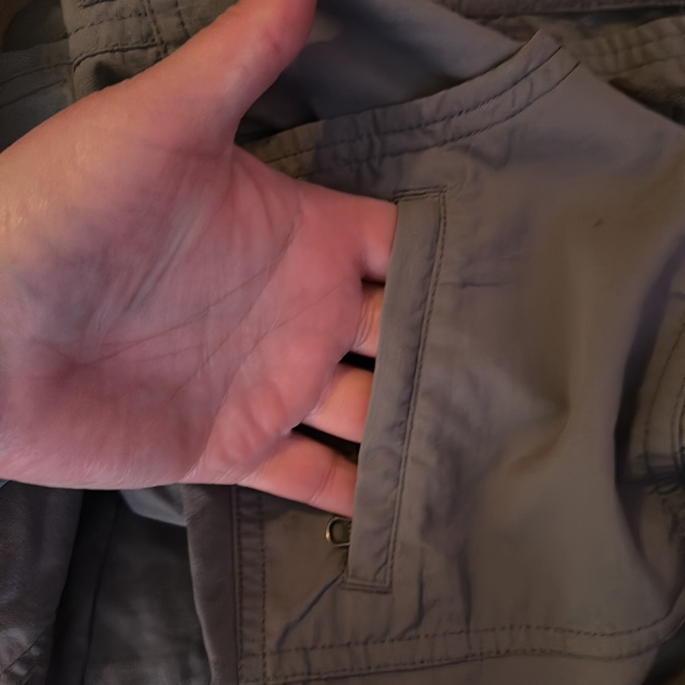The North Face Hiking Pants Convertible to Capris - Picture 8 of 8